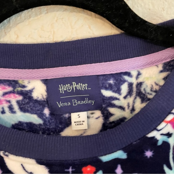 Vera Bradley Harry Potter Forbidden Forest Fleece Long Sleeve PJ Top, Size Small - Picture 3 of 5